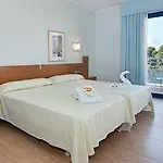 Ponient Piramide By Portaventura World - Available Rates With Tickets To Portaventura Park & Ferrari Land Ξενοδοχείο 4*