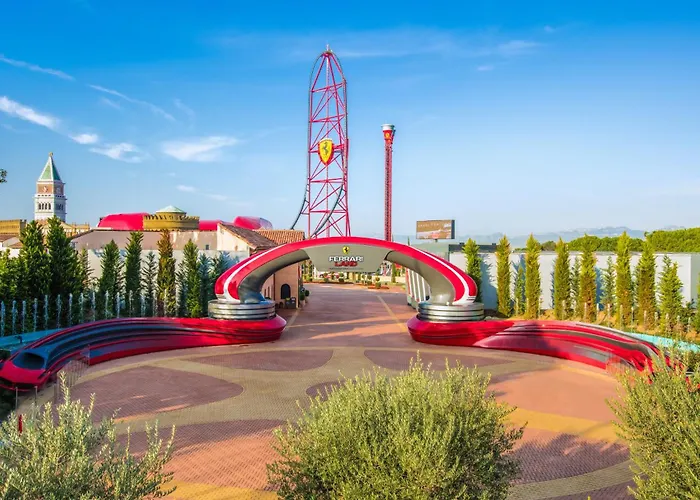 Ponient Piramide By Portaventura World فندق